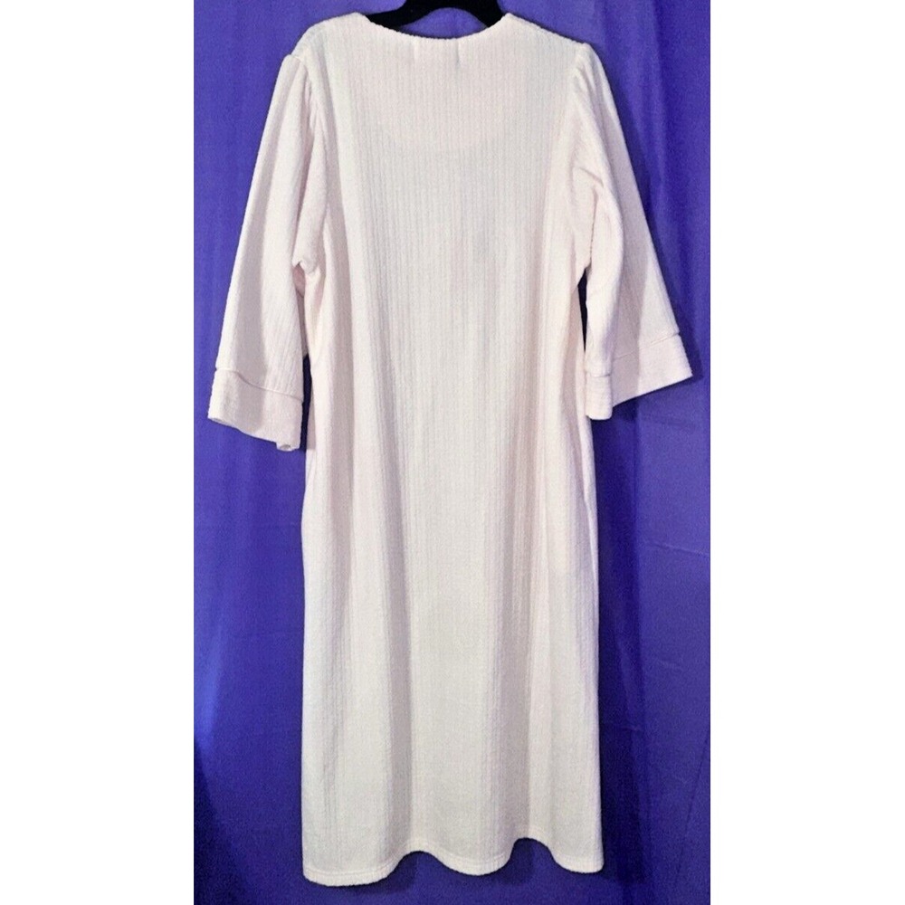 Vintage MISS ELAINE Classics Nightgown  Long Pink Long Sleeve Embroidered Large - Picture 10 of 13